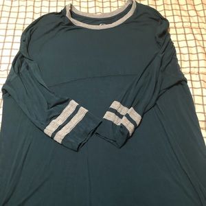 EUC ladies long sleeve shirt sz 3 from Maurice’s